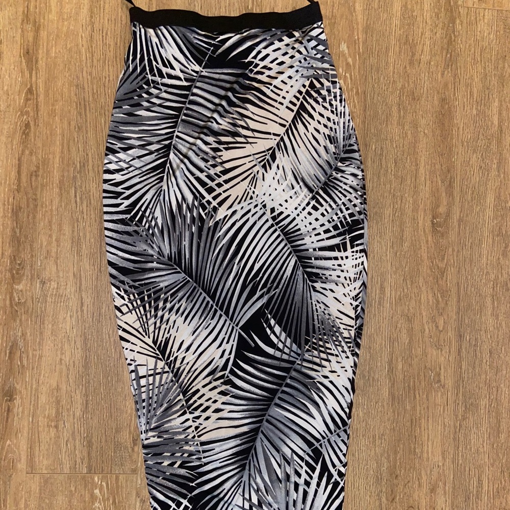 JLUXLABEL Long fitted skirt